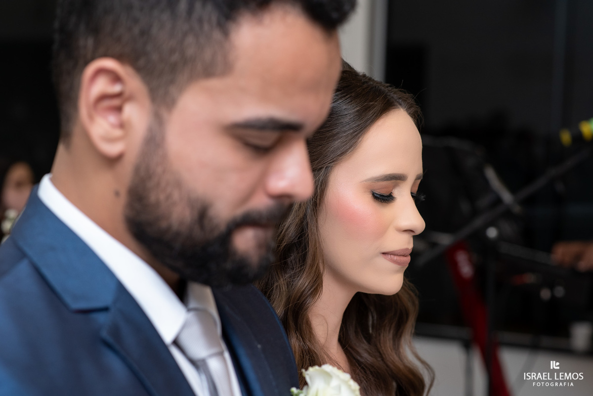 casamento na igreja batista em Igaratinga Carol e Ian pelo fotografo de casamento Israel Lemos de para de minas