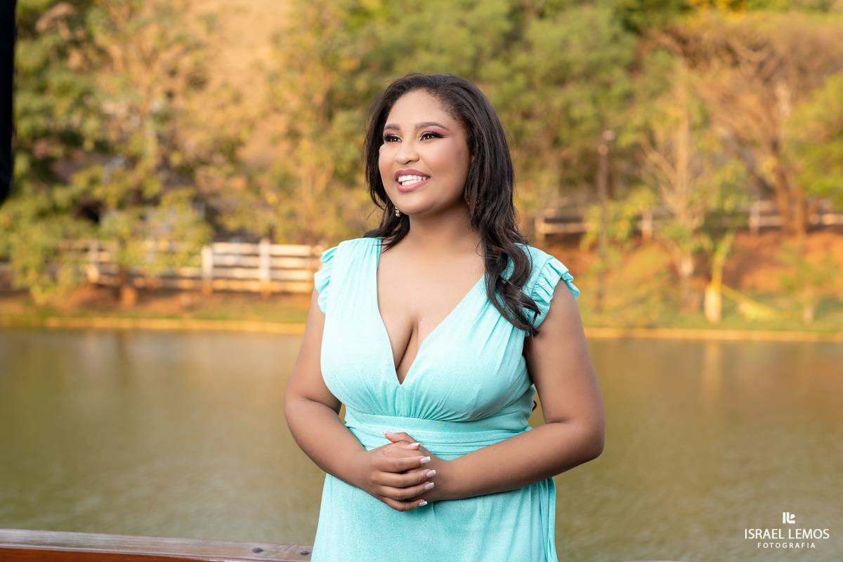 Maquiagem em Para de minas MG Erica damas 