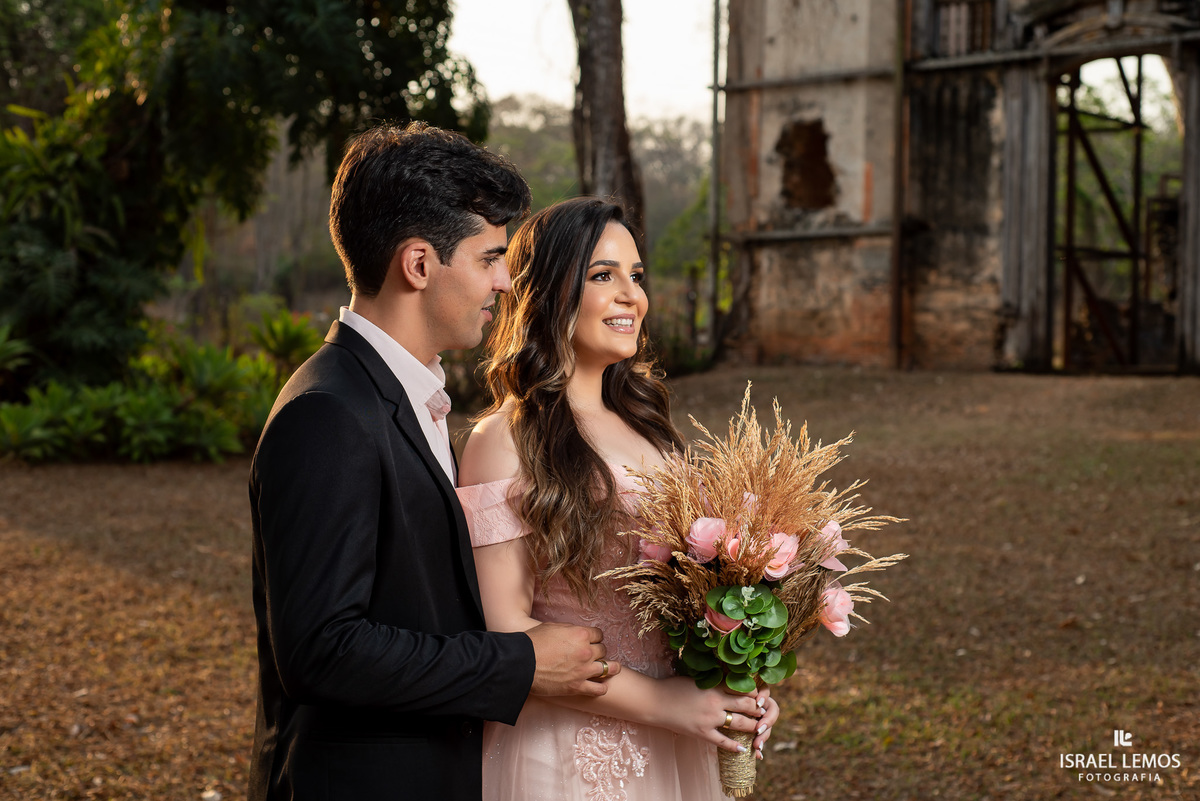 casal Jarbas e Mariane engenheira  de Papagaios faz ensaio em Jagoara Velha 