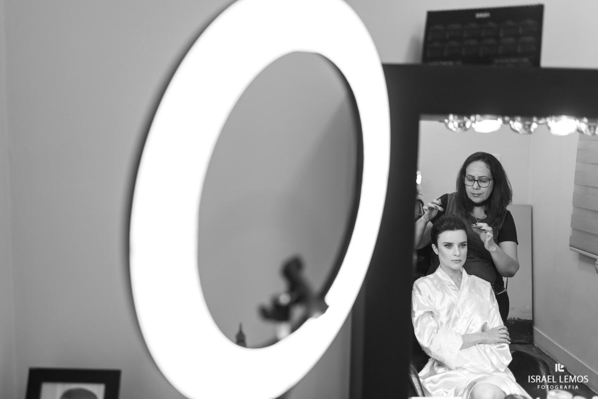 Maquiagem na cidade de Pitangui Betania diniz