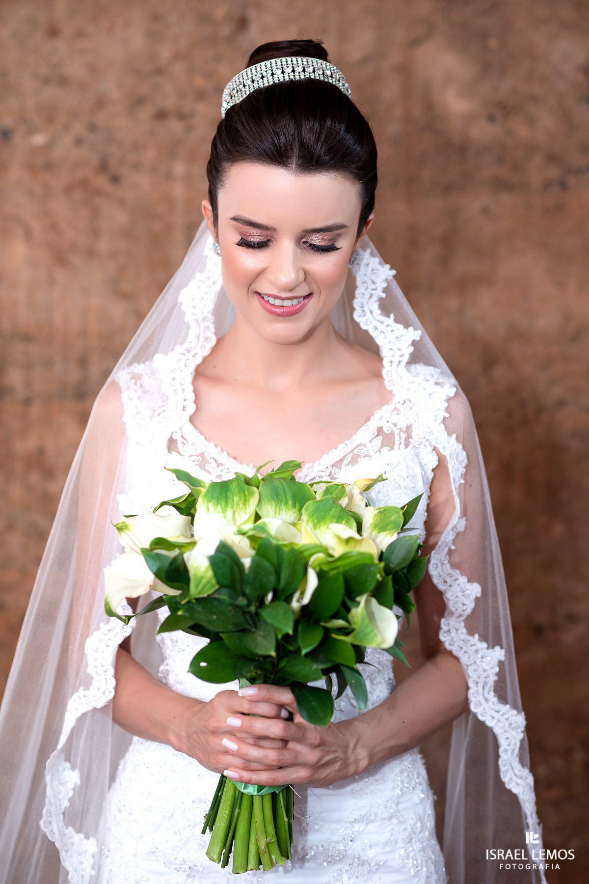 Maquiagem na cidade de Pitangui Betania diniz