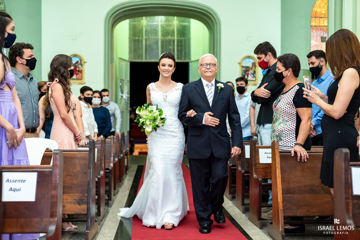 entrada triunfal da noiva Natalia