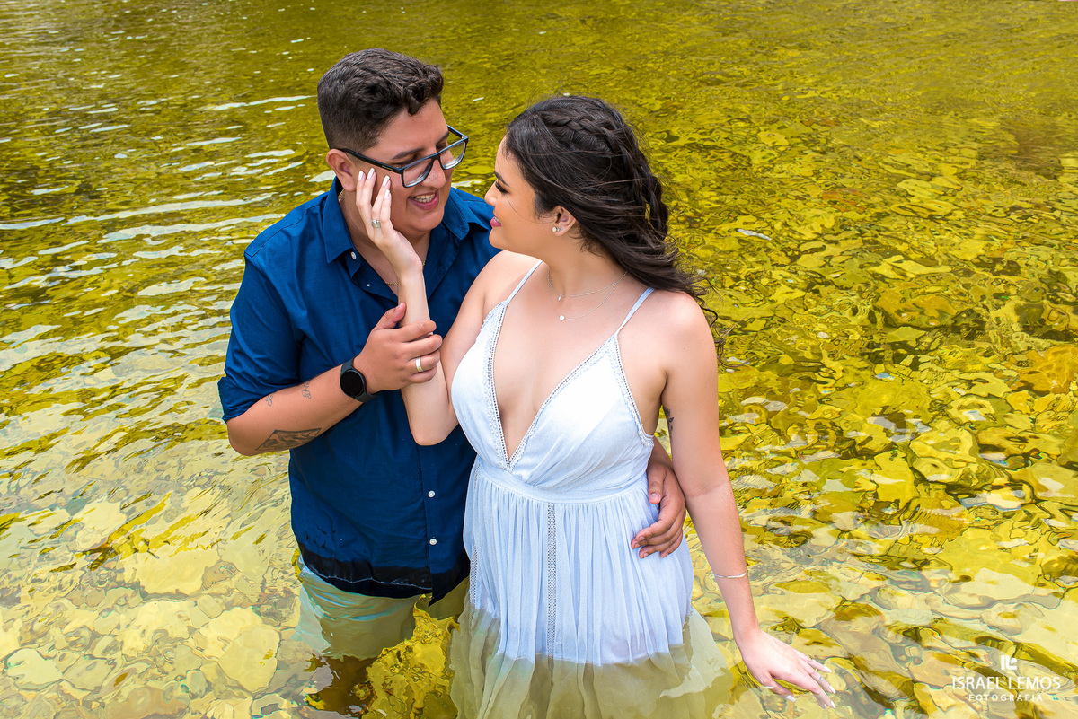Você conhecerá os principais pontos turísticos do Lago de Furnas. Cachoeiras encantadoras e surpreendentes te aguardam. 

Entre o Balneário de Escarpas do Lago e os Canyons, passaremos pela Cachoeira Lagoa Azul, Vale dos Tucanos e Cachoeirinha da Ilha. 
