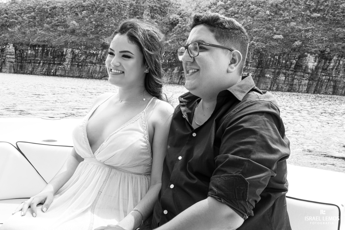 Fotografia com Lancha na cidade de Capitolio 