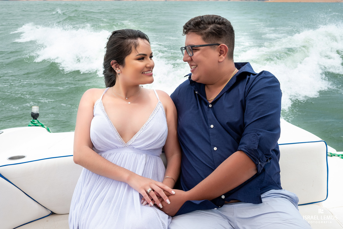 como alugar lancha na cidade de Capitolio para final de semana