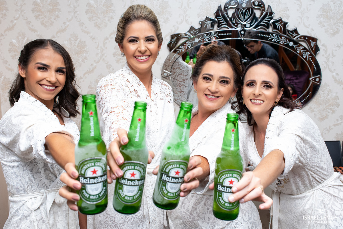 Oi, pessoal! Agora é momento de ver como foi a cerimônia de casamento de Jessica e Moises, que aconteceu na Igreja Matriz de Nossa Senhora da Piedade, em Pará de Minas/MG, celebrada pelo padre Adriano.