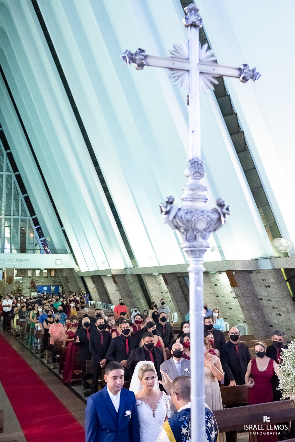 Oi, pessoal! Agora é momento de ver como foi a cerimônia de casamento de Jessica e Moises, que aconteceu na Igreja Matriz de Nossa Senhora da Piedade, em Pará de Minas/MG, celebrada pelo padre Adriano. 