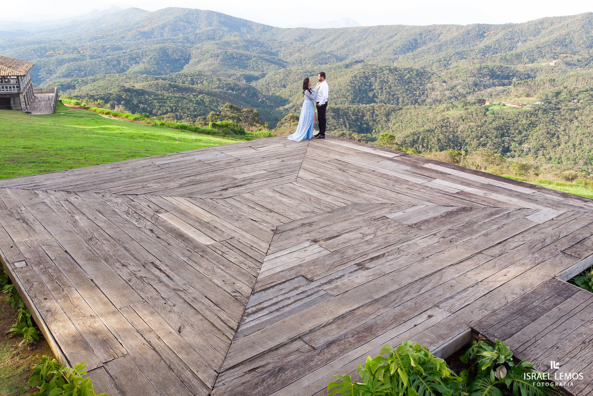 Fotografia de casamento no relicário com drone Ouro Preto MG FOTOs Israel Lemos  da cidade de Para de minas