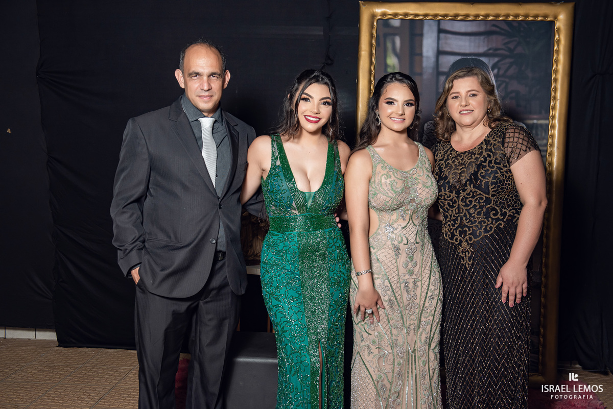 Fotografia de 15 anos na cidade de Juatuba debutante Ana Flavia fotos Israel Lemos fotografo em Juatuba 