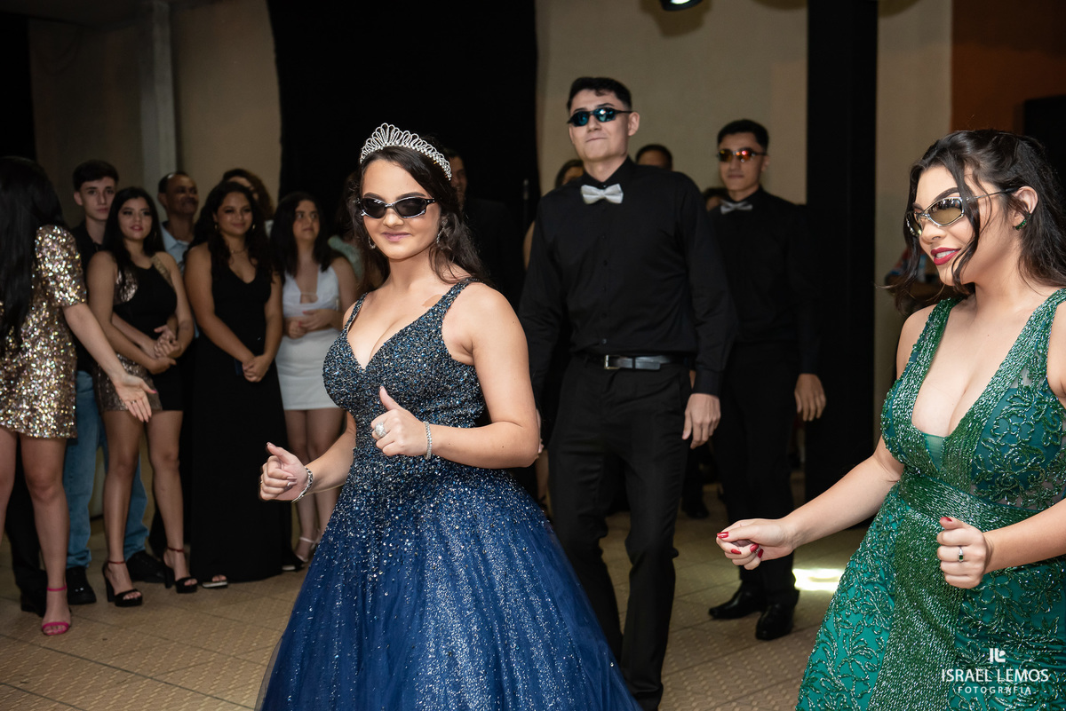 Fotografia de 15 anos na cidade de Juatuba debutante Ana Flavia fotos Israel Lemos fotografo em Juatuba 