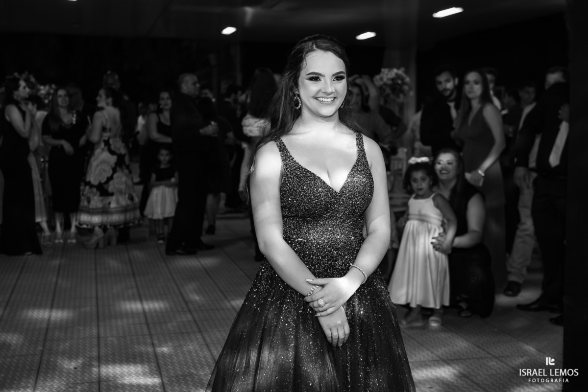 Fotografia de 15 anos na cidade de Juatuba debutante Ana Flavia fotos Israel Lemos fotografo em Juatuba 