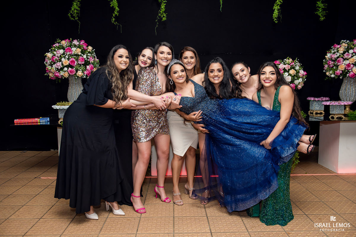 Fotografia de 15 anos na cidade de Juatuba debutante Ana Flavia fotos Israel Lemos fotografo em Juatuba 
