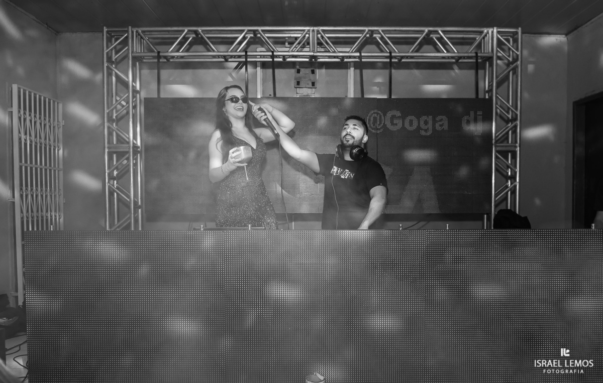 DJ SOM ILIMUNICAO EM PARA DE MINAS 