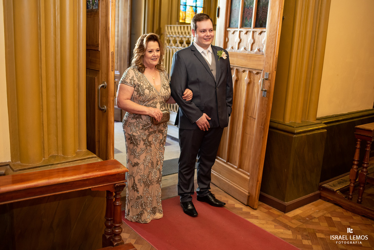 Fotografia de casamento na igreja de Boa  Viajem em Belo Horizonte MG