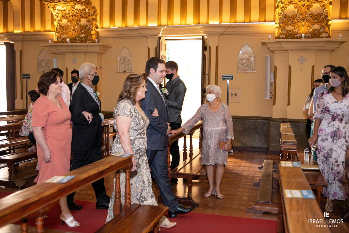 Fotografia de casamento na igreja de Boa  Viajem em Belo Horizonte MG