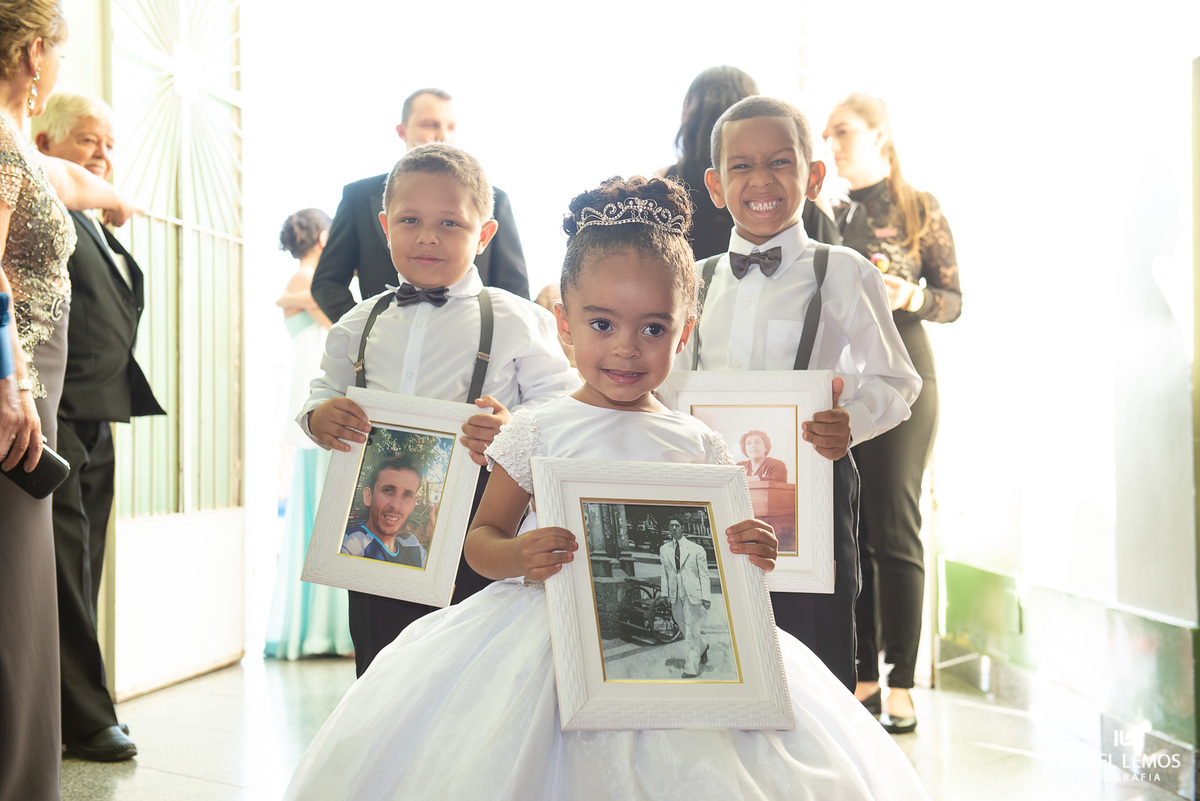 noiva vai casar na igrnoiva vai casar na igreja de pitangui na igreja nossa senhora do pilareja de pitangui na igreja nossa senhora do pilar