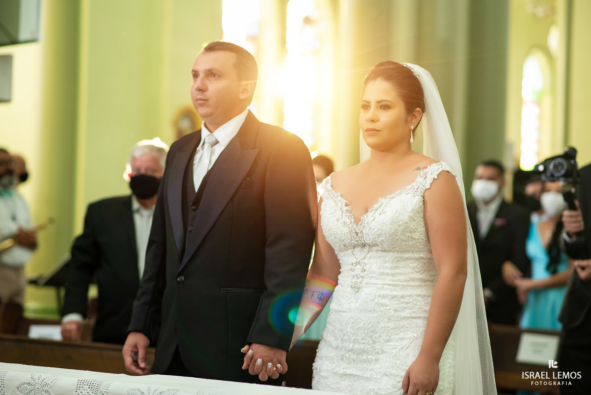 Casamento na cidade de pitCasamento na cidade de pitangui do casal Isabela e Paulinho na igreja de nossa senhora do pilar o casamento do anoja de nossa senhora do pilar o casamento do ano