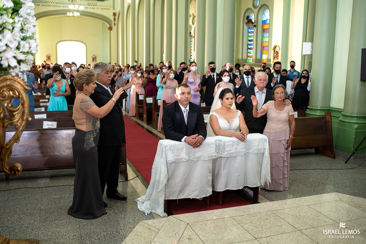 Casamento na cidade de pitangui do casal Isabela e Paulinho na igreja de nossa senhora do pilar o casamento do anoCasamento na cidade de pitangui do casal Isabela e Paulinho na igreja de nossa senhora do pilar o casamento do ano