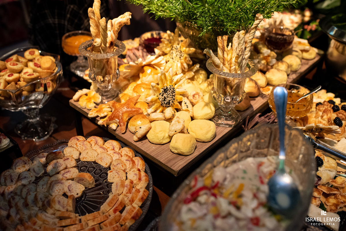 Casamento na cidade de pitangui do casal Isabela e Paulinho com recepção no hspace salão de festa em pitangui 