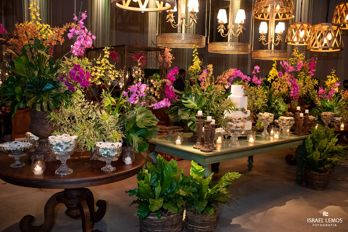 Casamento na cidade de pitangui do casal Isabela e Paulinho com recepção no hspace salão de festa em pitangui 