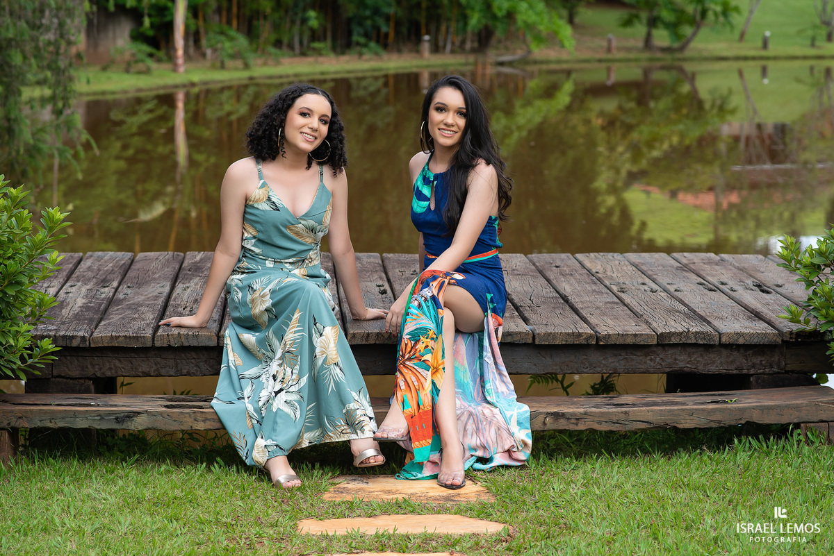 Fotografia de 15 anos Para de Minas ENSAIO DE GEMEAS