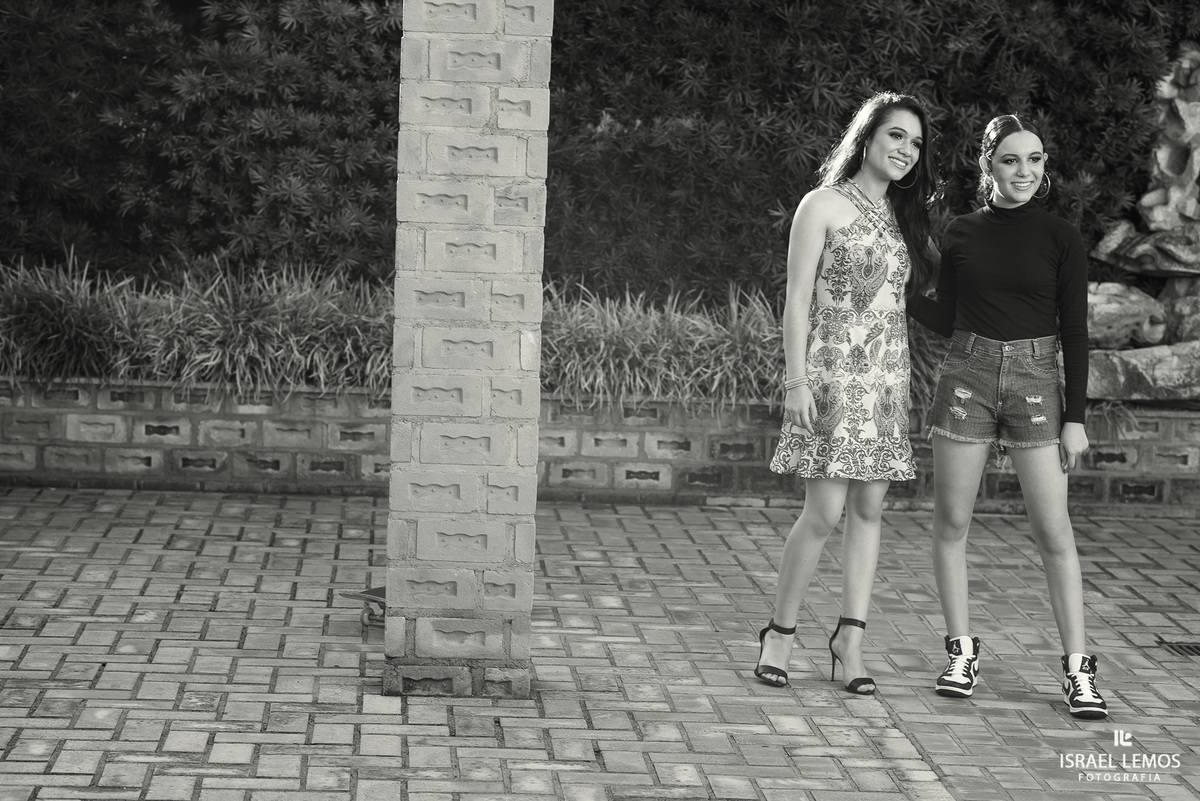 Fotografia de 15 anos Para de Minas ENSAIO DE GEMEAS