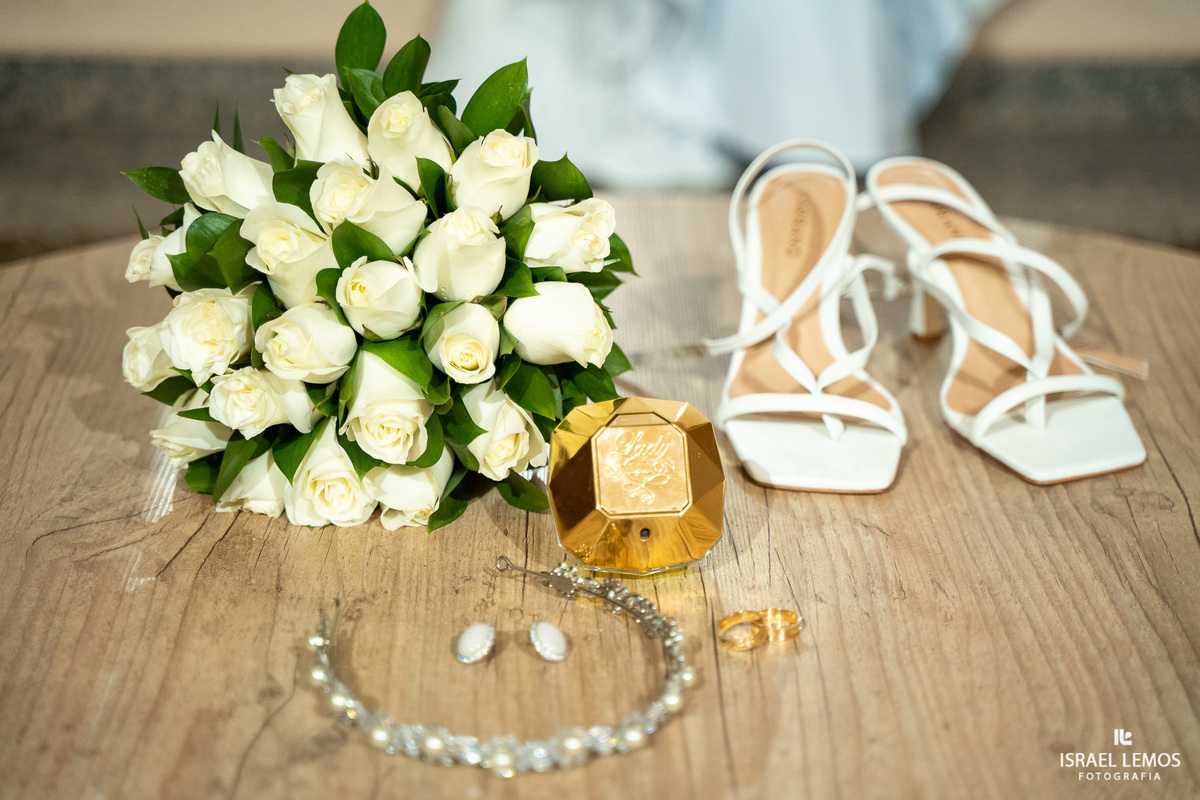 maquiagem de noiva em para de minas no espaço Silmaria oliveira noiva 