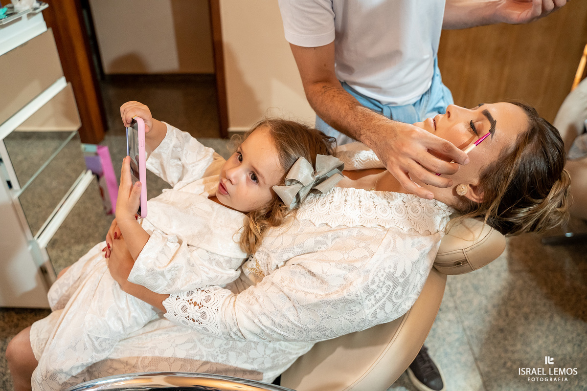 maquiagem de noiva em para de minas no espaço Silmaria oliveira noiva 