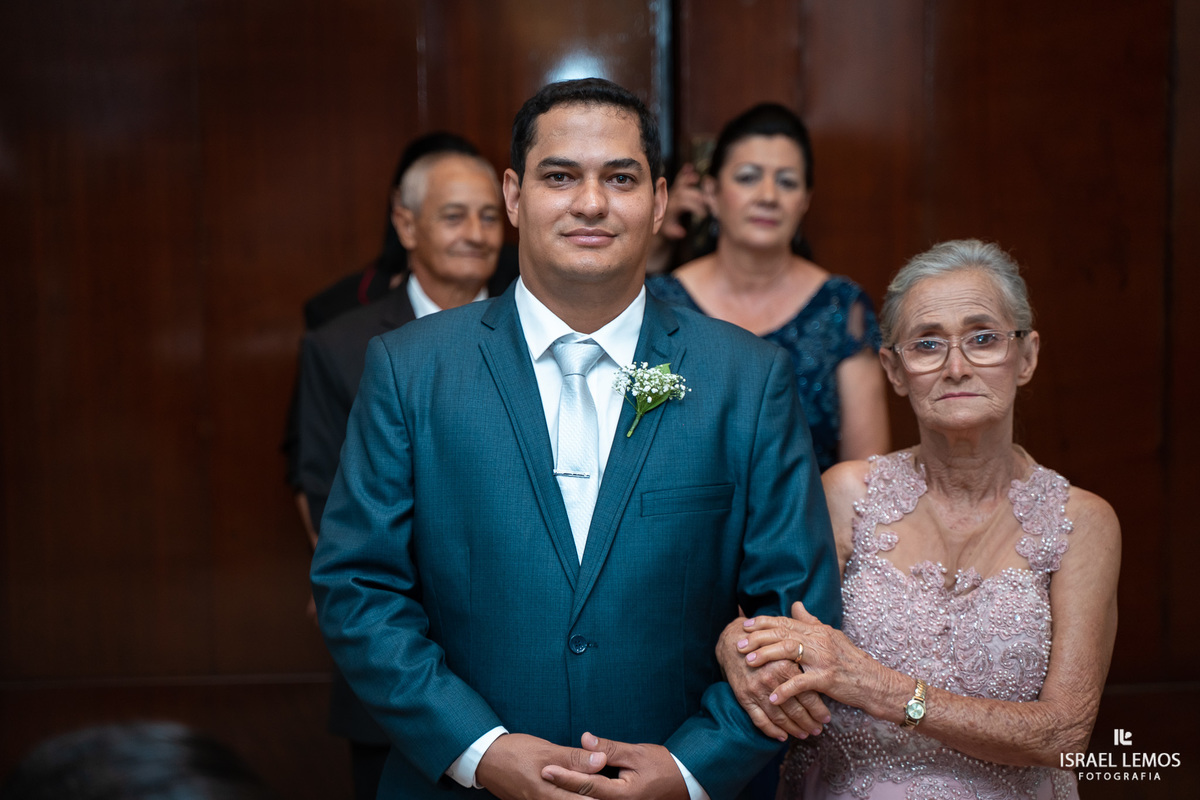 Fotografo na cidade de Para de minas na igreja de sao Francisco Israel Lemos fotografia