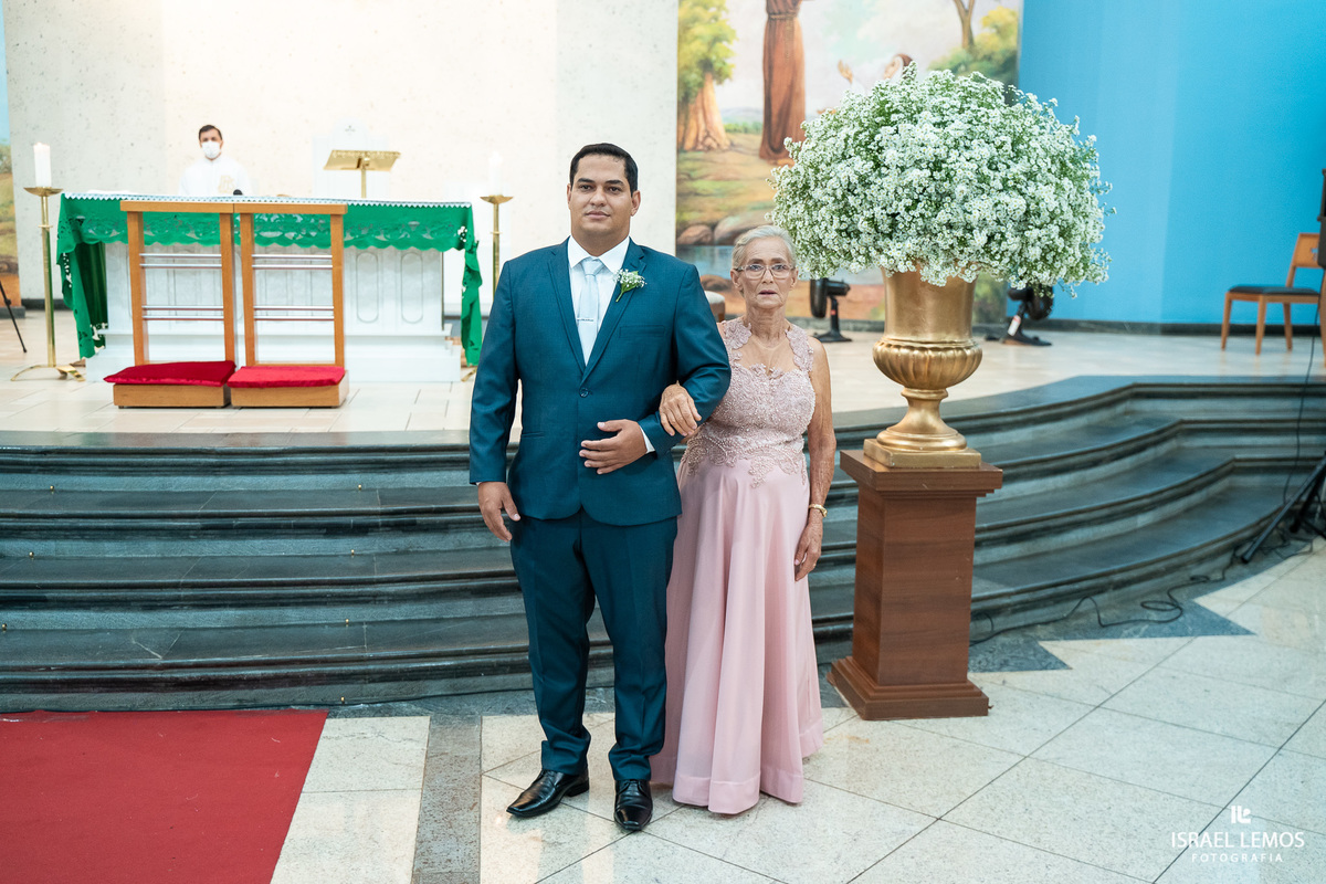 Fotografo na cidade de Para de minas na igreja de sao Francisco Israel Lemos fotografia