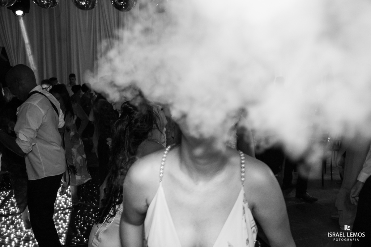 cigarro viper é sensação  em casamento