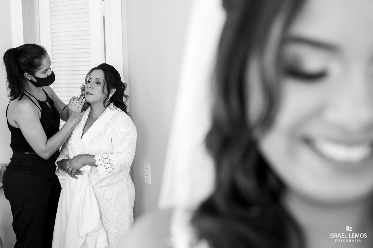 noiva se arruma em hotel da cidade de para de minas Suntory