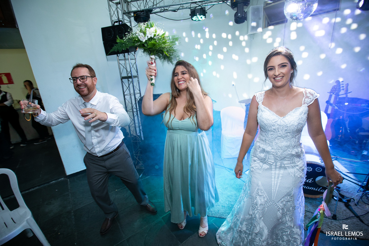 Casamento na cidade de Claudio fotografia e video Israel lemos