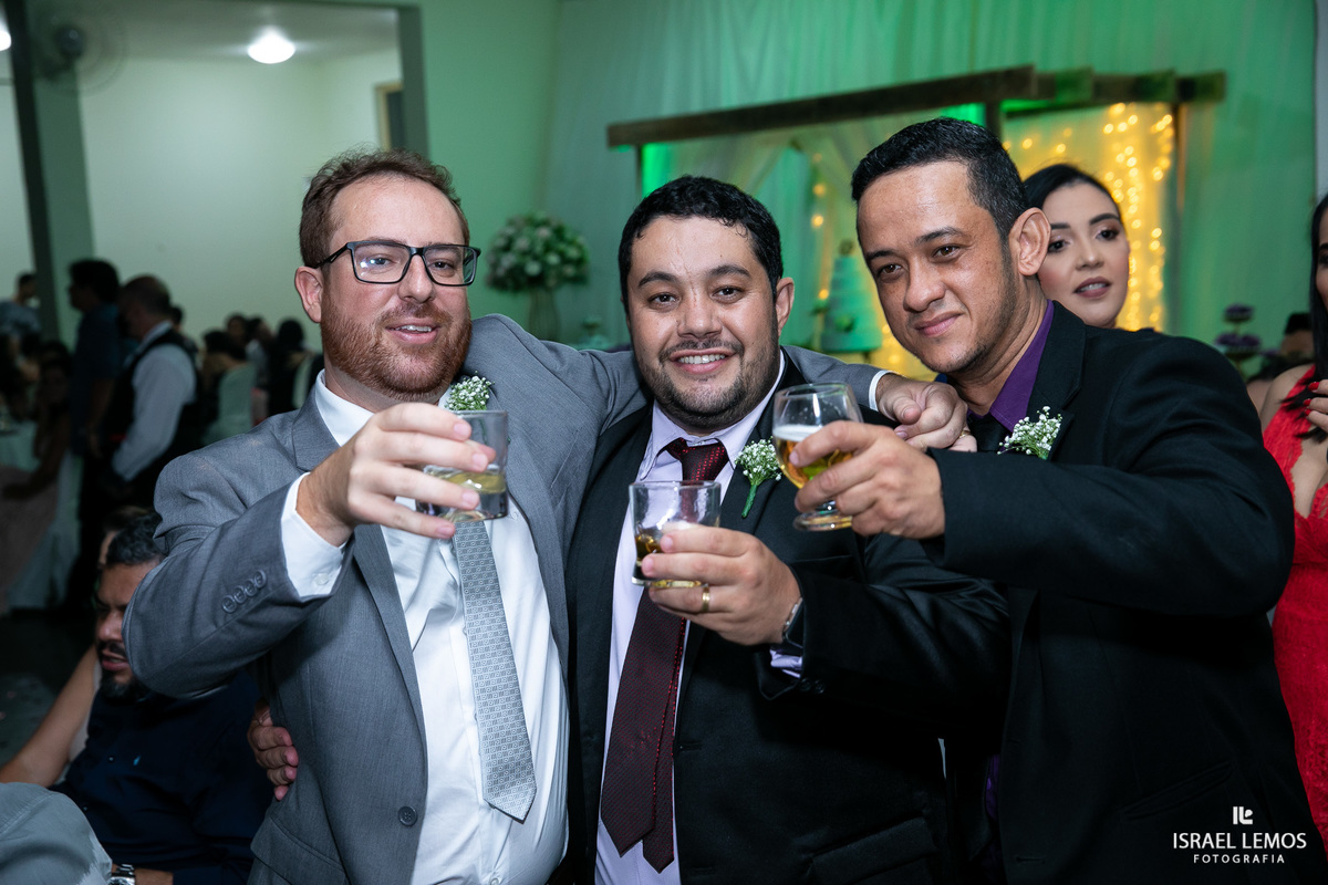 Casamento na cidade de Claudio fotografia e video Israel lemos