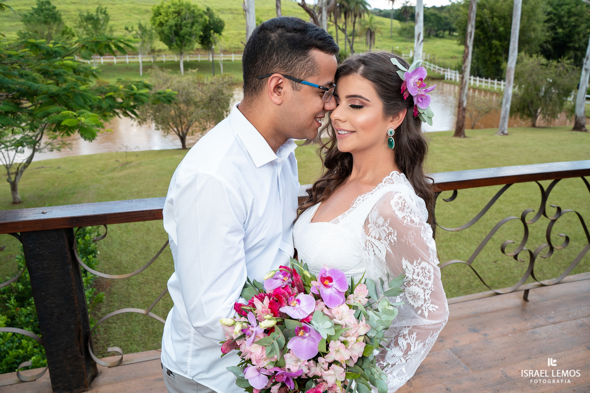 Pré-casamento Thais e Moises que aconteceu na cidade de Pará de Minas - MG