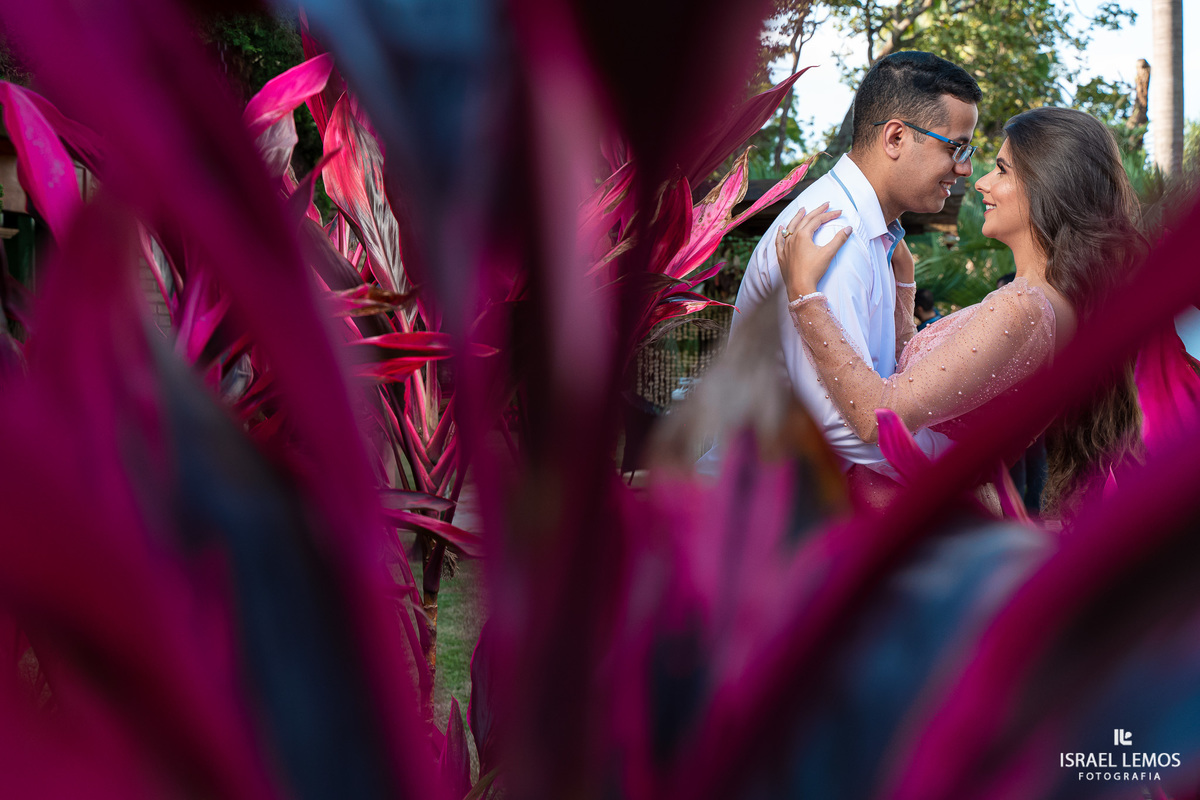 Pré-casamento Thais e Moises que aconteceu na cidade de Pará de Minas - MG fotografo Israel lemos produção de roupa em para de minas
