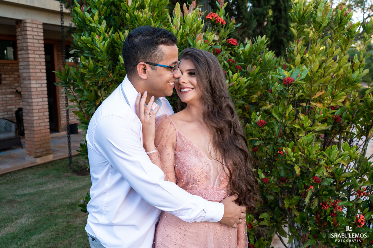 Pré-casamento Thais e Moises que aconteceu na cidade de Pará de Minas - MG fotografo Israel lemos produção de roupa em para de minas
