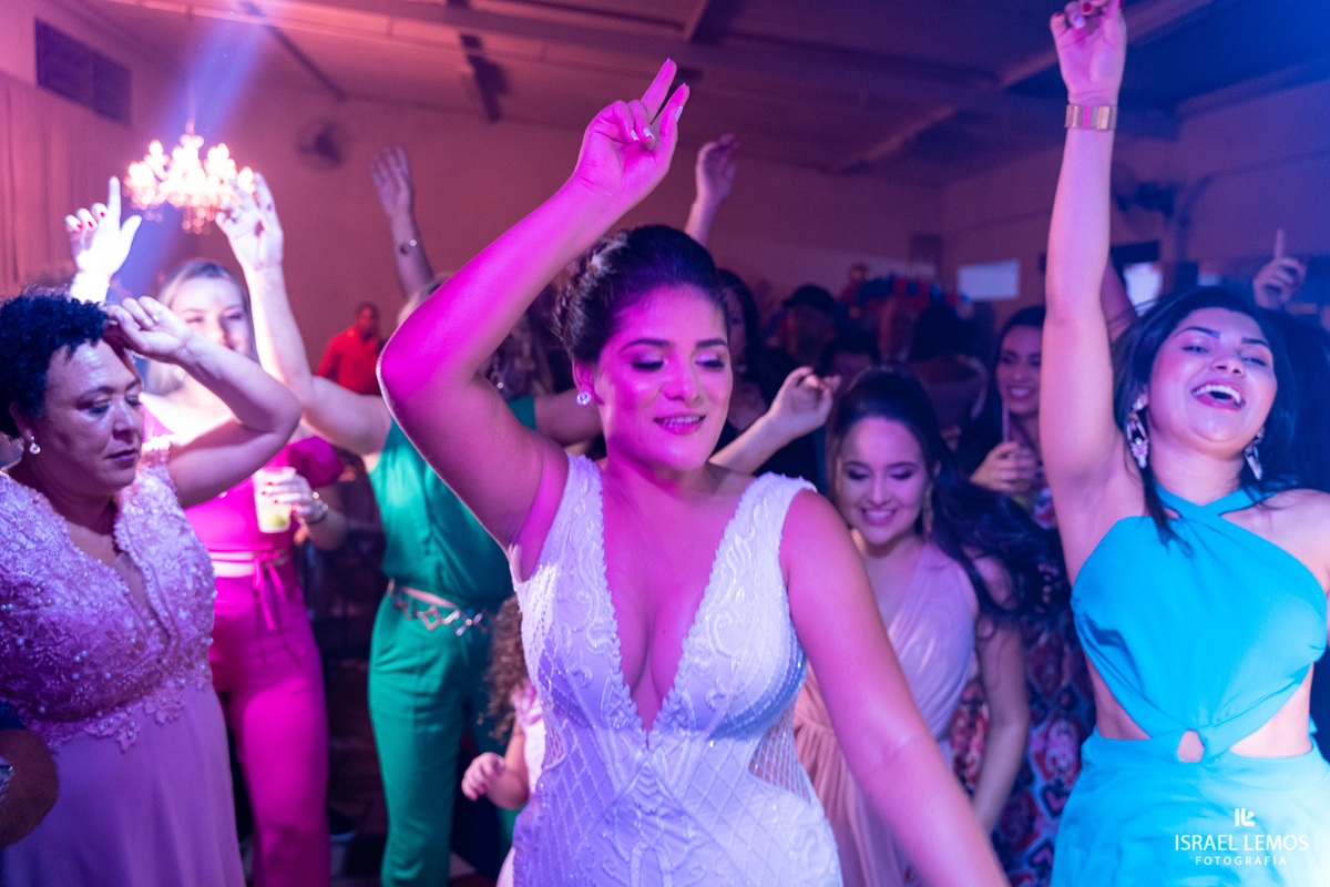 hora da recepção do casamento em para de minas