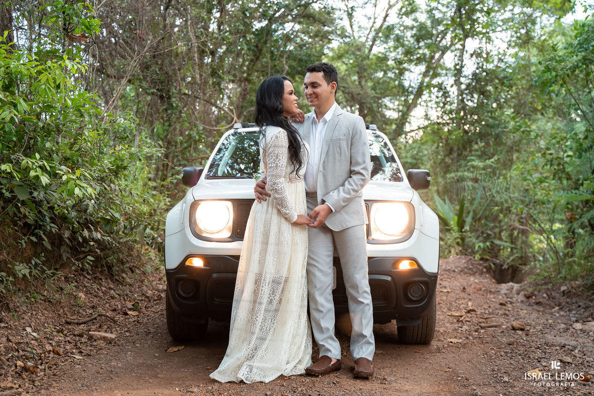 Fotografo itaunense  fotografa historia de casal  Paula advogada e Diego medico em Itauna na serra do elefante e viraliza nas redes sociais de todo o mundo 