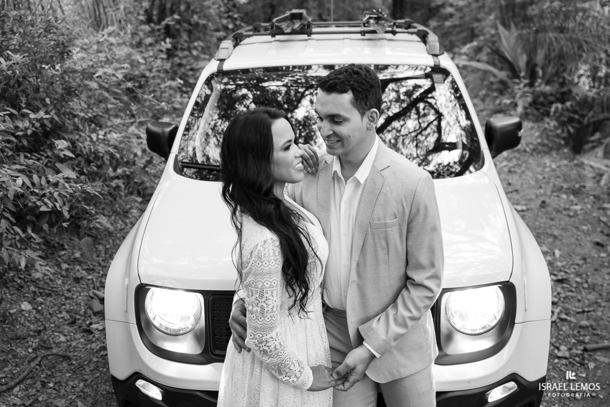 Fotografo itaunense  fotografa historia de casal  Paula advogada e Diego medico em Itauna na serra do elefante e viraliza nas redes sociais de todo o mundo 