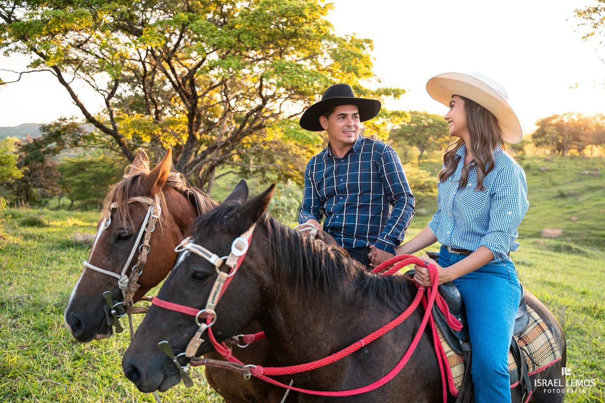 como achar Fotografia na cidade de Perdigao e Araújos  com por do sol