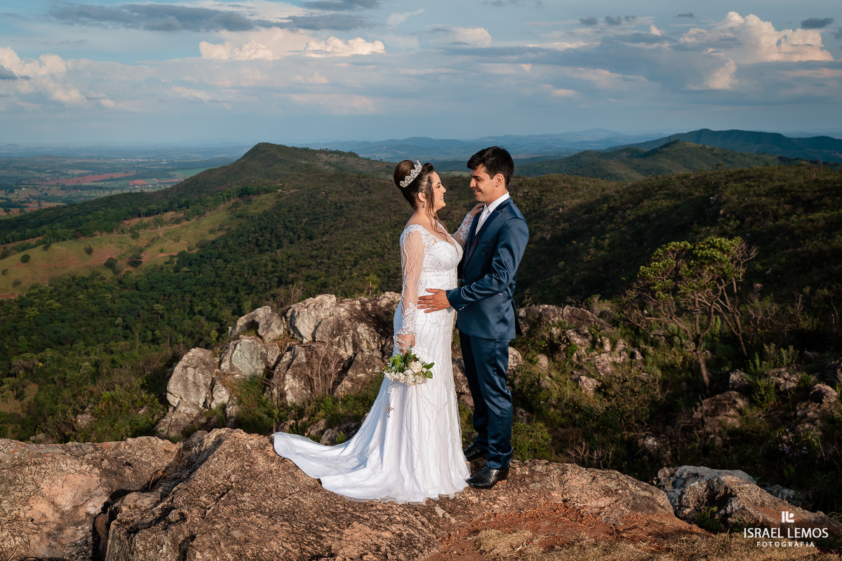 Fotografia de casamento no ponto chique em pequi por Israel lemos fotografia