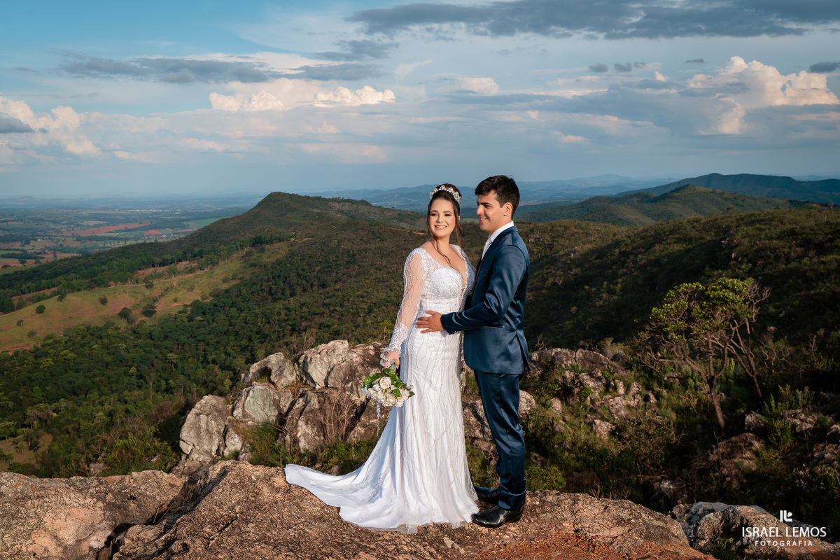Fotografia de casamento no ponto chique em pequi por Israel lemos fotografia