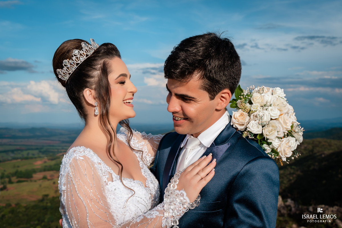 Fotografia de casamento no ponto chique em pequi por Israel lemos fotografia