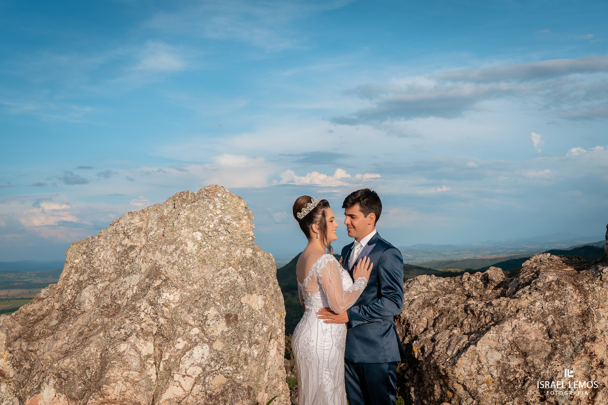 Fotografia de casamento no ponto chique em pequi por Israel lemos fotografia