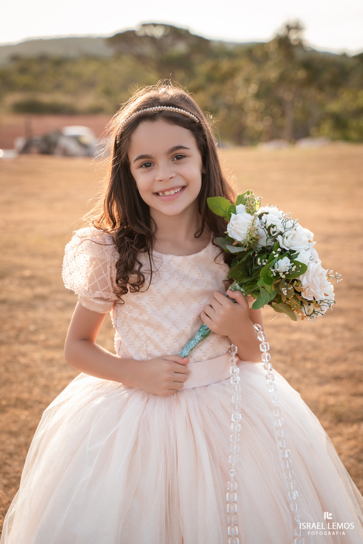 Fotografia de casamento na cidade de Papagaios com vestido de noiva da cidade de papagaios helena noivas