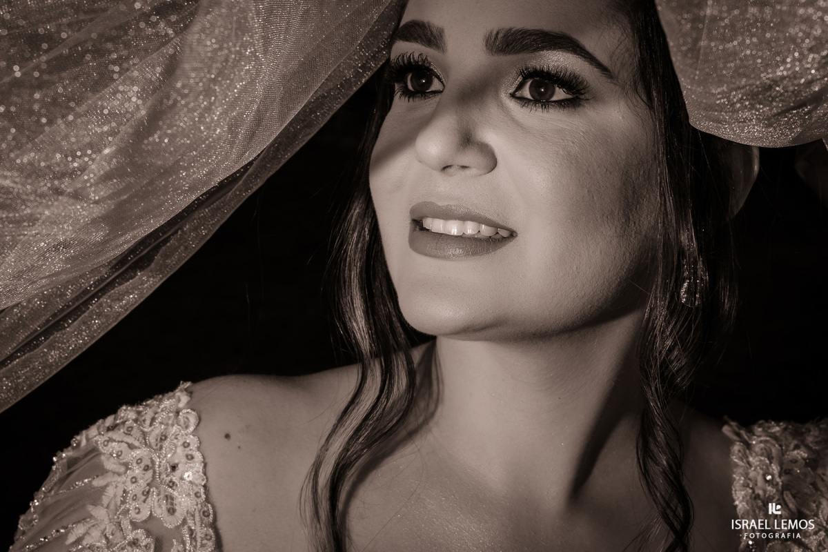 Fotografia de casamento na cidade de Papagaios com vestido de noiva da cidade de papagaios helena noivas