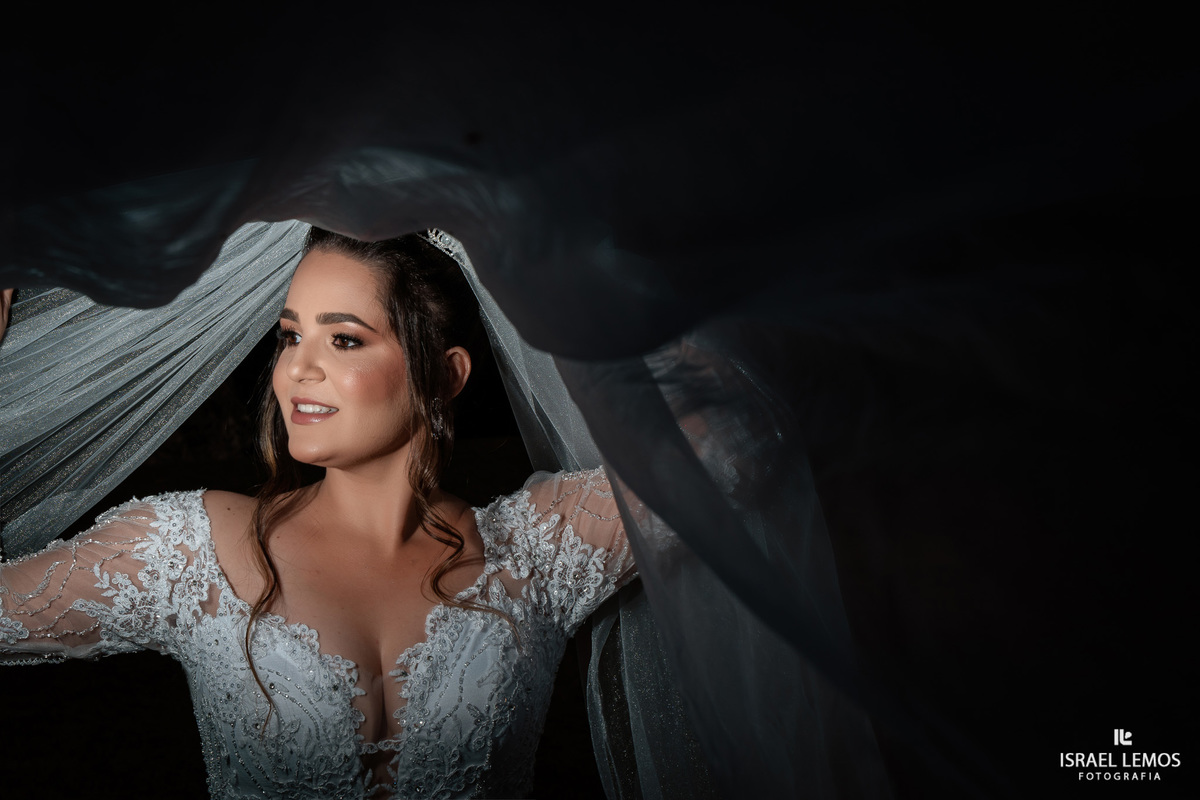 Fotografia de casamento na cidade de Papagaios com vestido de noiva da cidade de papagaios helena noivas
