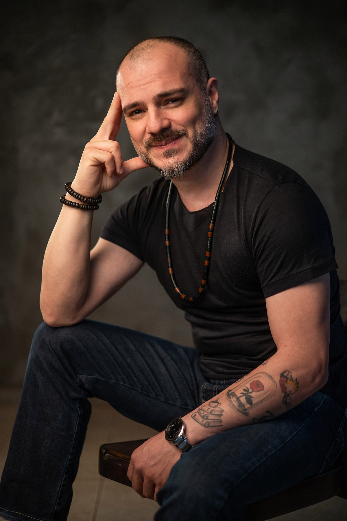 Retrato em estúdio, Luciano Flach, foto Alessandro Gaioto, estúdio Everlong Fotos, fotos corporativas