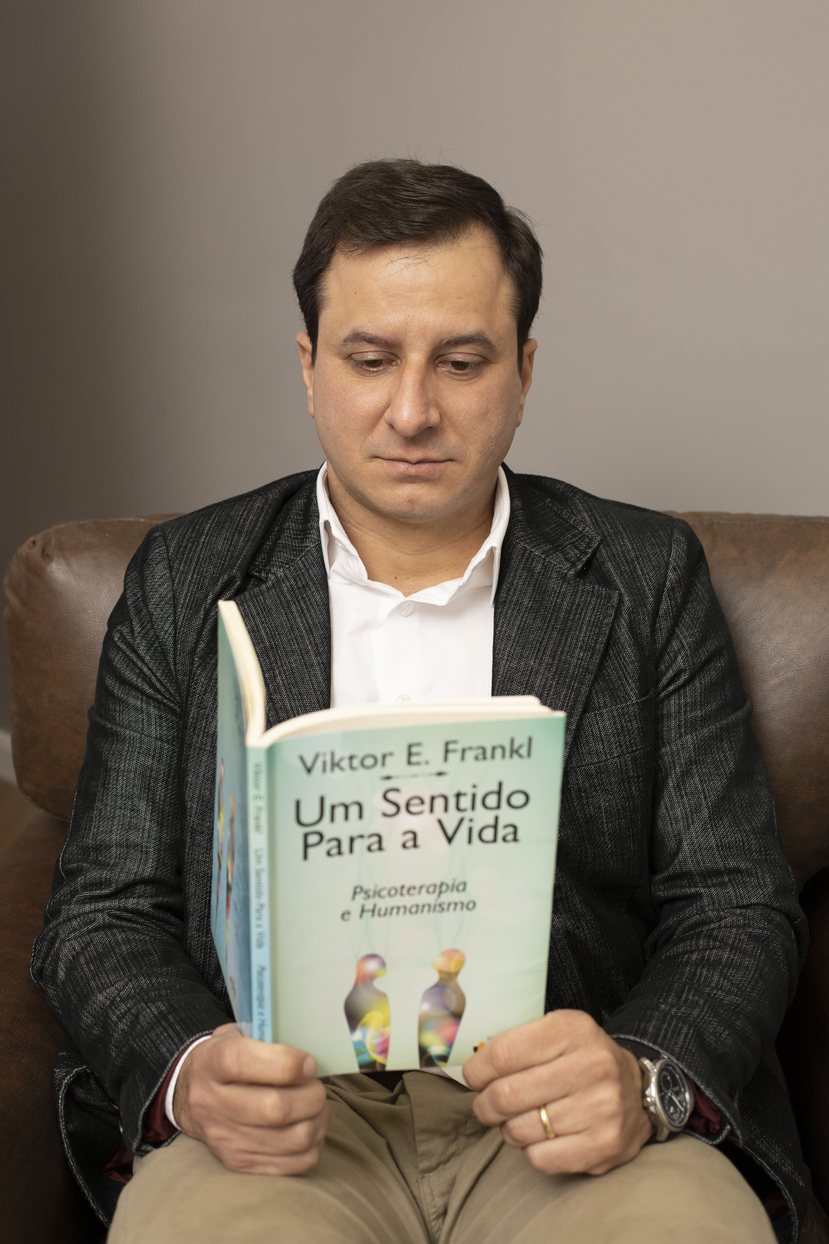 Psicologo Francis Rodrigo, palestrante, escritor